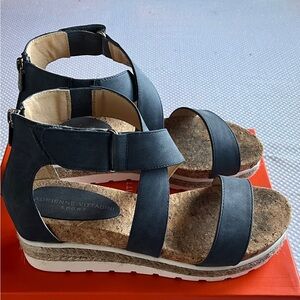 Adrienne Vittadini Sport Size 8